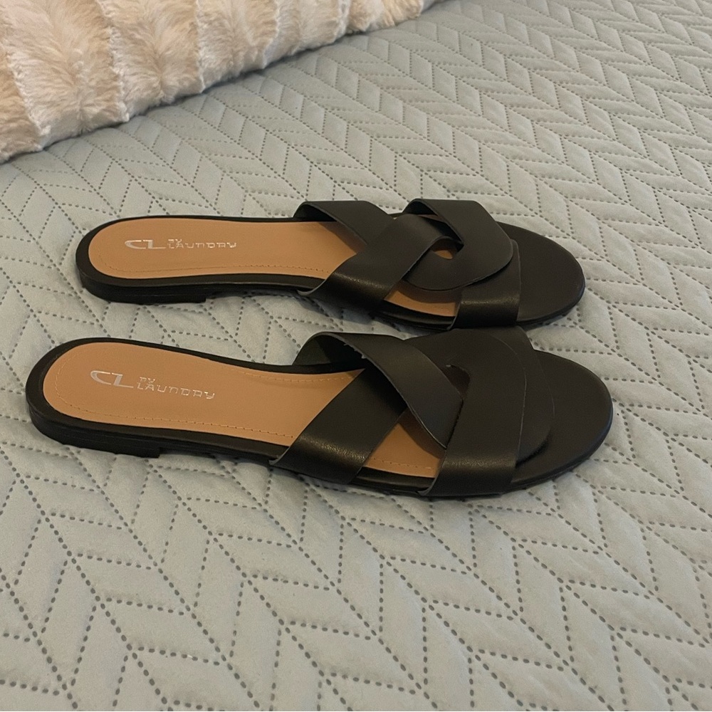 CL By Laundry Women's Black Anita Crisscross Strappy Slip On Sandal Size 10